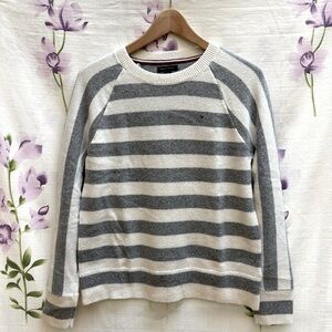 Tommy Hilfiger Gray and White Striped Sweater Crew Neck